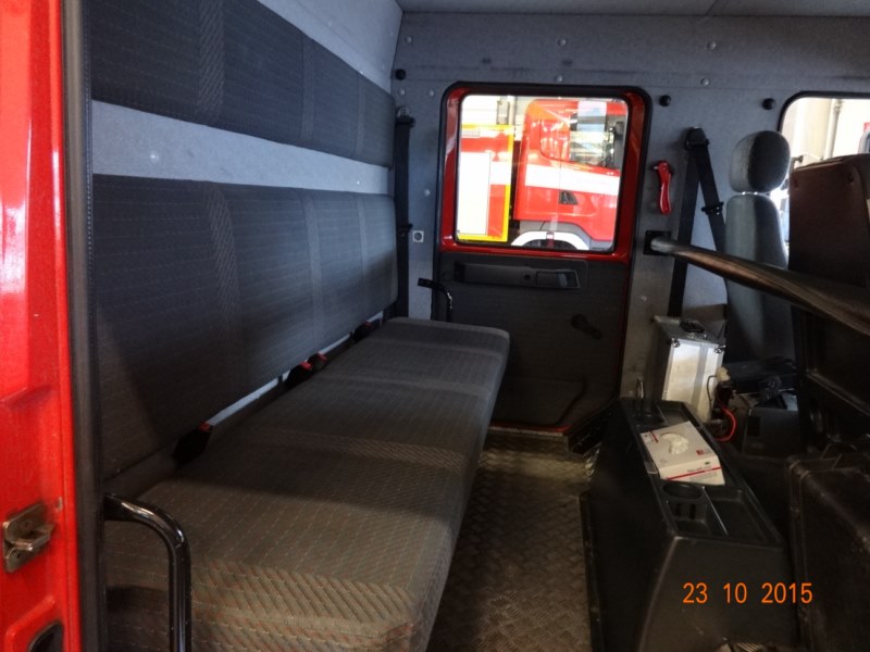 Prumyslových robotu-3